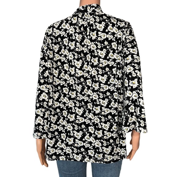 Weekend Suzanne Betro Shirt Womens XL Black Floral Print 3/4 Sleeve V-Neck - Picture 3 of 4